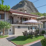 Villa Nefeli *
