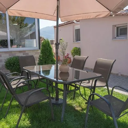 Nefeli Villa